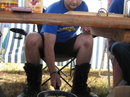 We09
